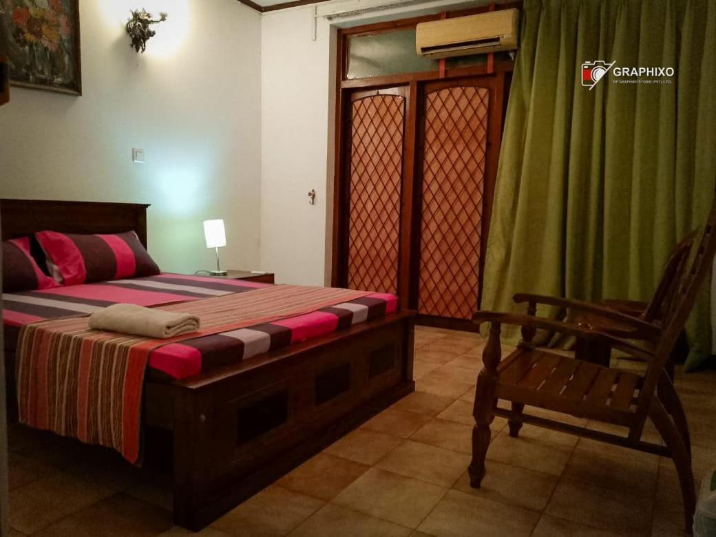 Ceylon Travel And Stay Lodge バタラムラ エクステリア 写真